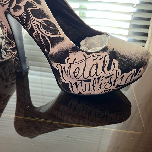 METAL MULISHA Women's Black and White Heels - Picture 3 of 4
